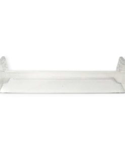 Jääkaapin alin ovihylly läpinäkyvää muovia